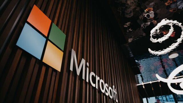 Microsoft patches 18